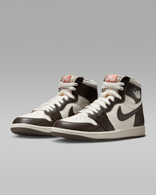 【10/20まで出品】Air Jordan 1 Retro High OG GS Air Jordan 1 Retro High OG (GS) – atmos Kuala Lumpur